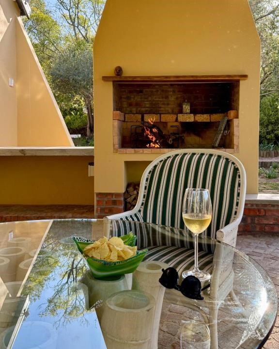 Comfortable outside area with braai or BBQ
